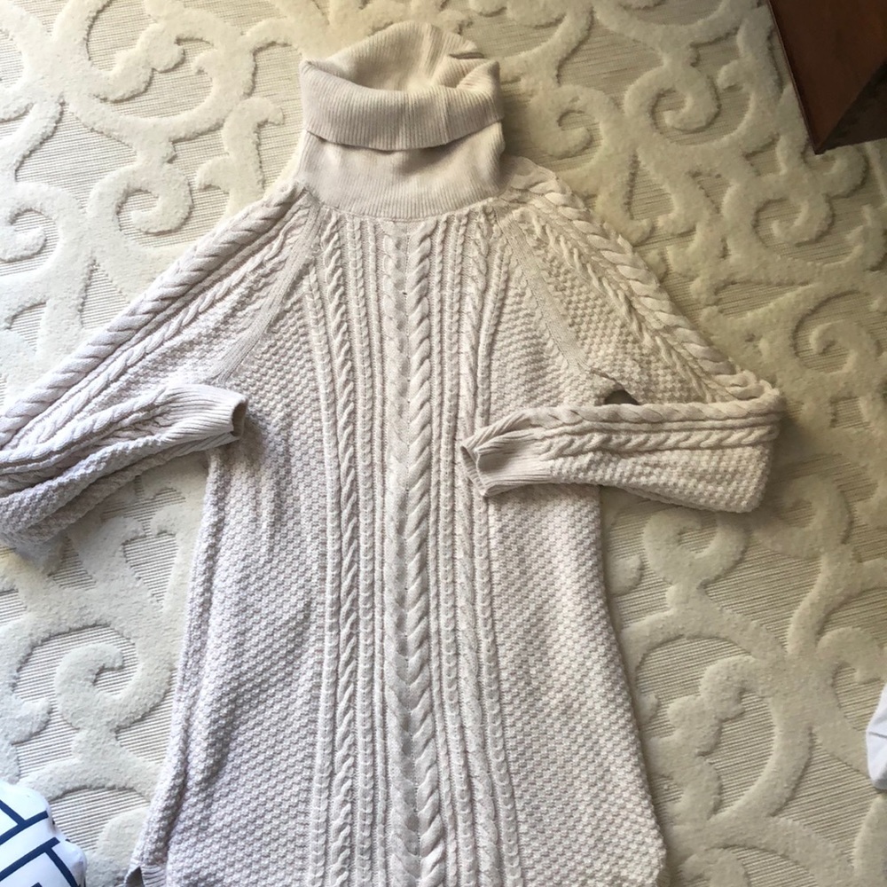 Gap MATERNITY turtleneck tunic size medium